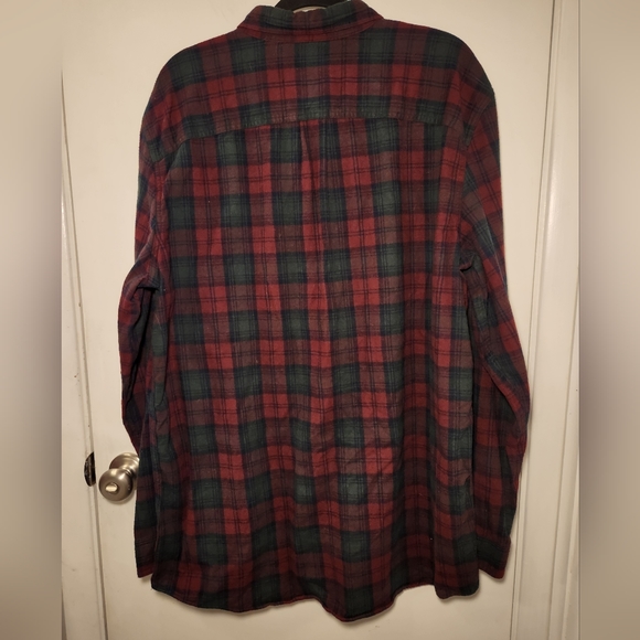 L.L. Bean Mens XLT Slightly Fitted Plaid Flannel Button Down Shirt Red Green - Picture 2 of 5